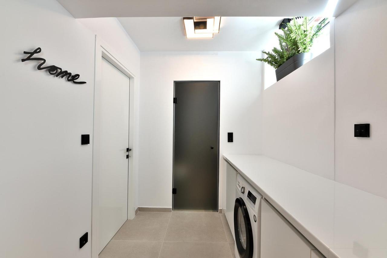 Phaedrus Living City Center Luxury Flat Skoufa Atenas Exterior foto
