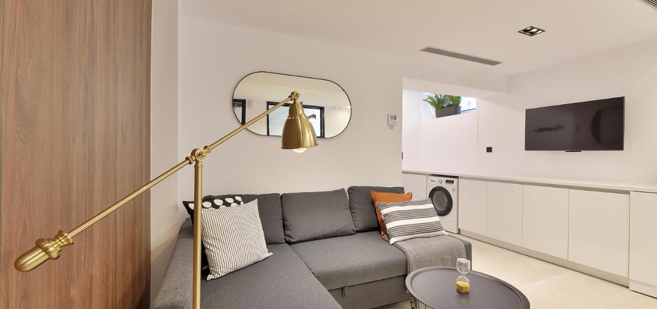 Phaedrus Living City Center Luxury Flat Skoufa Atenas Exterior foto