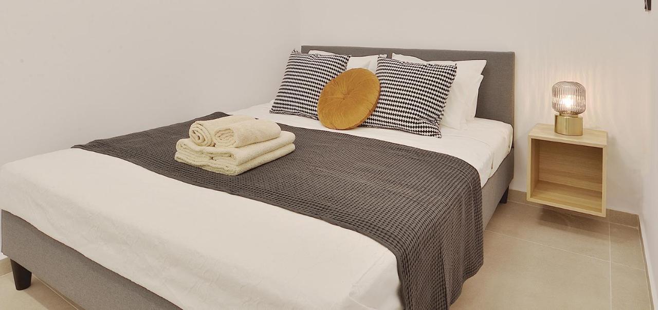 Phaedrus Living City Center Luxury Flat Skoufa Atenas Exterior foto